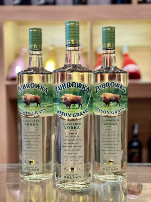 ruou vodka zubrowka bison grass 1l 01