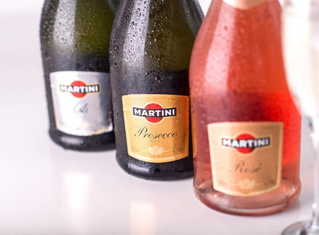 Rượu Martini Asti - Hương vị Ý tuyệt vời trong ly rượu 7 Rượu Martini Asti - Hương vị Ý