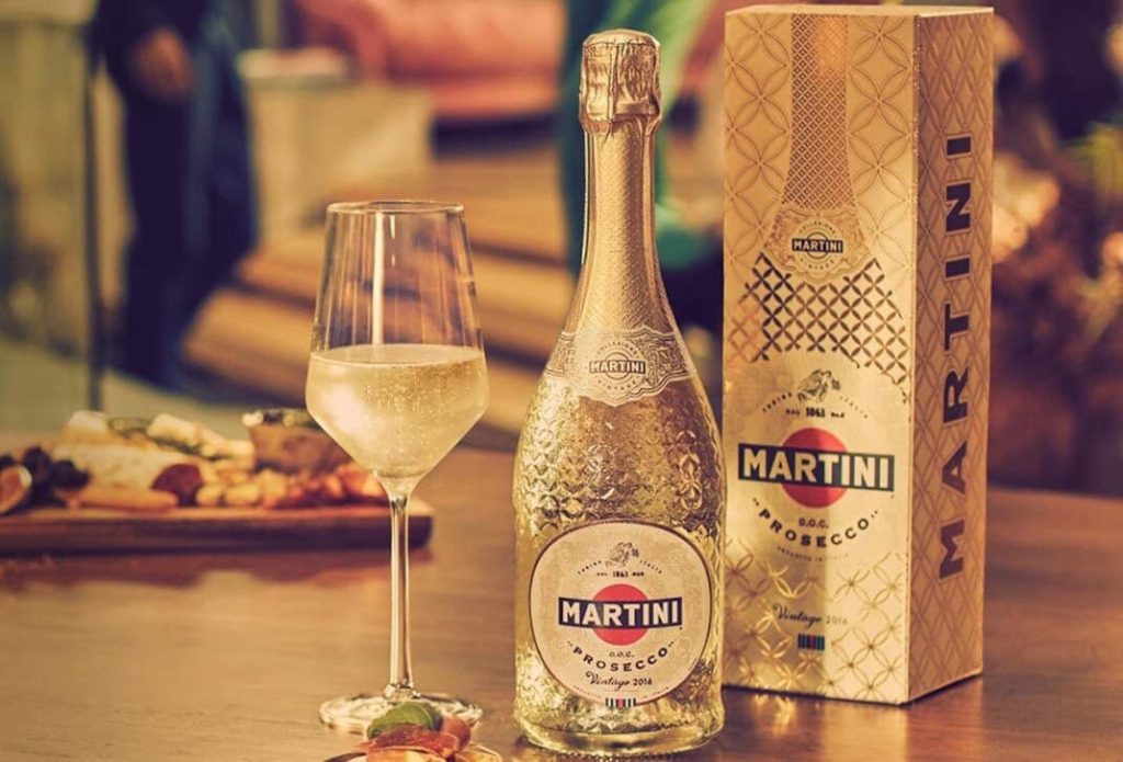 Rượu Martini Asti - Hương vị Ý tuyệt vời trong ly rượu 4 Rượu Martini Asti - Hương vị Ý tuyệt vời trong ly rượu