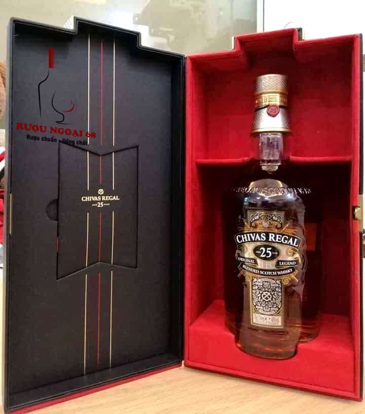 Rượu Chivas 25 YO 10 Rượu Chivas 25 Năm Thực Tế